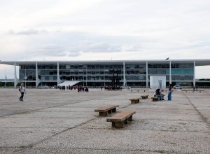 1745864921680fc8d97ba4a_1745864921_3x2_rt