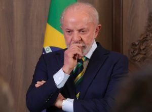 lula-foto-how-hwee-young-efe-1-2