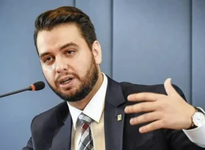 naom_65e112b8a5737-1